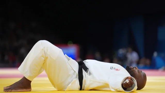 
                    Mundiais de judo. Jorge Fonseca eliminado no primeiro combate
                