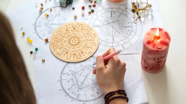 
                    Signos. O que acontece em outubro? As datas astrológicas mais importantes
                