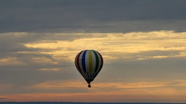 
                    Festival de balonismo no Alentejo reúne 30 equipas em novembro
                