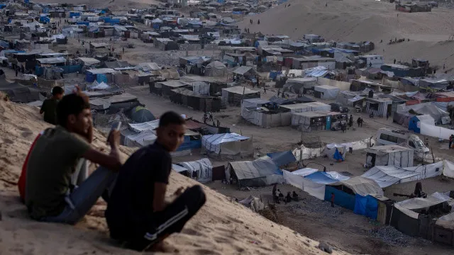 
                    ONU: 2 milhões de pessoas em Gaza sem abrigos para inverno
                