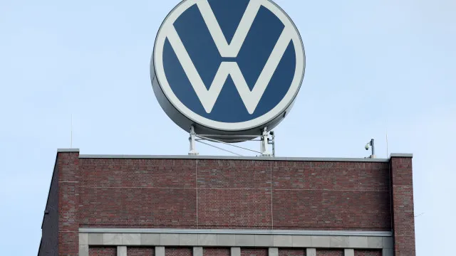 
                    Volkswagen multada em 1,2 milhões por não divulgar previsões
                