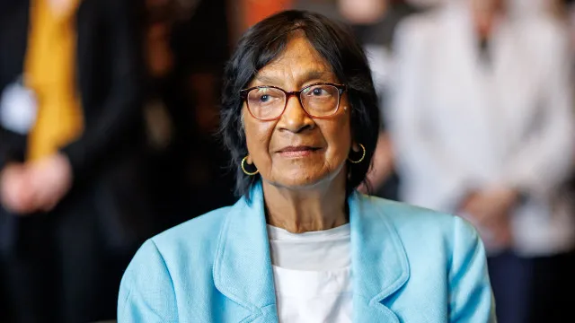 
                    Nobel da Paz denuncia ataques contra Tribunal Penal Internacional
                