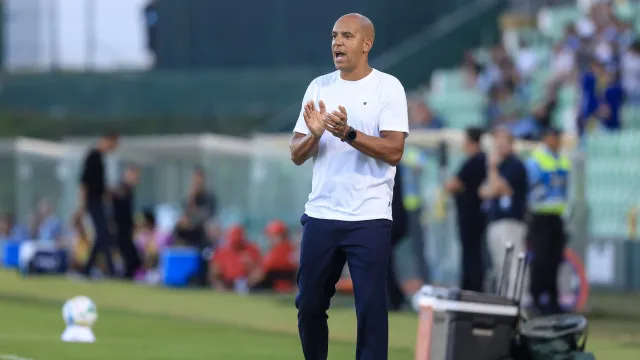 
                    Pepa aponta dificuldade do Estrela da Amadora na visita a Arouca
                