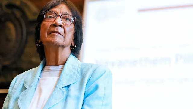 
                    Nobel da Paz diz que sanções dos EUA ao TPI são 