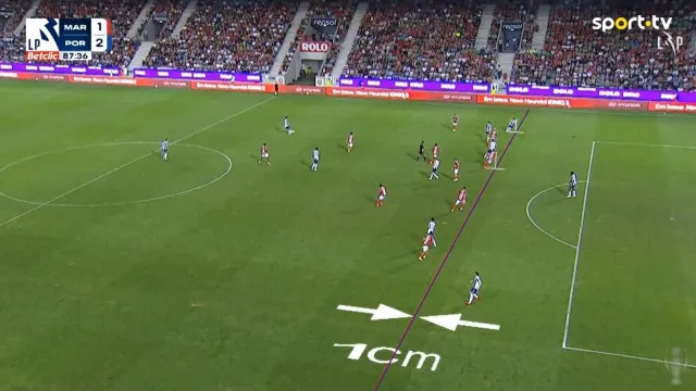 
                    Por um centímetro. O golaço de Pietuszewski que deu vitória ao FC Porto
                
