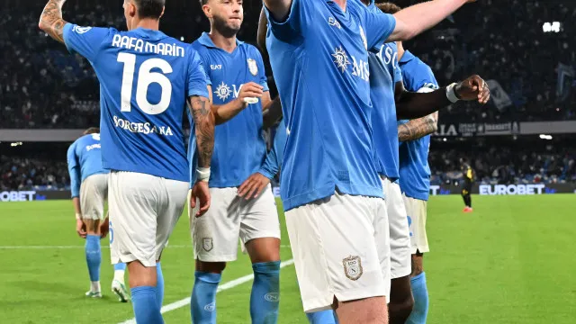 Napoli regressa aos triunfos na Serie A com dois golos de Kevin De Bruyne