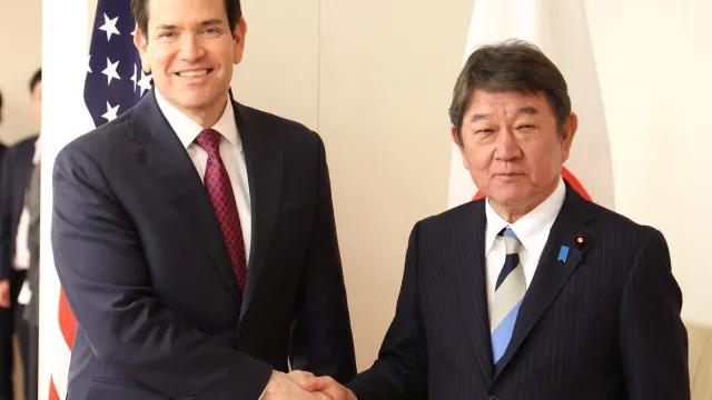 
                    Japão e EUA discutem assassinato em Okinawa e sanções ao TPI
                