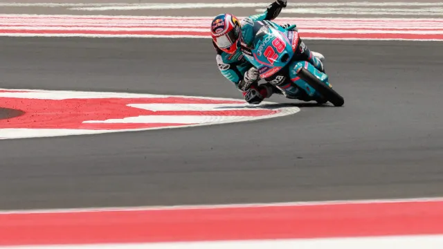 MÃ¡ximo Quiles vence na IndonÃ©sia e sagra-se campeÃ£o mundial de Moto3