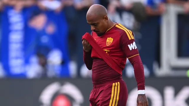 
                    Sem golos e (outra vez) sem Mora. AS Roma tropeça na visita a Como
                