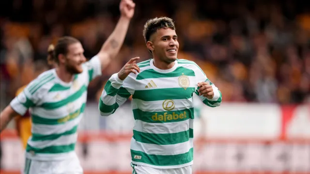 
                    Celtic dá 'sinal de vida' antes do embate europeu com o Benfica
                