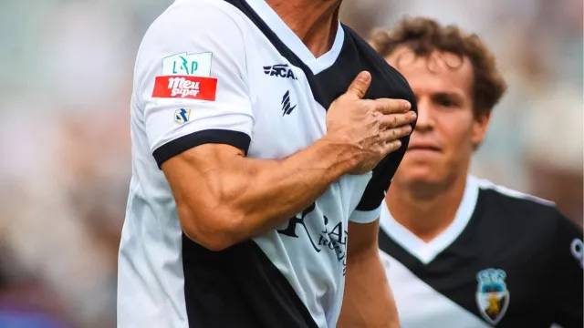
                    Farense salta para o pódio e Feirense é cada vez mais último
                