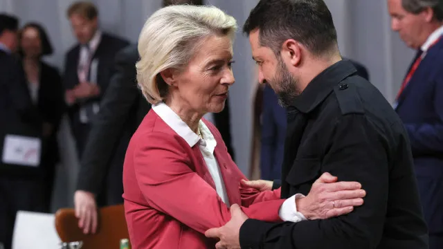 
                    Von der Leyen apoia Zelensky após críticas de Trump: 