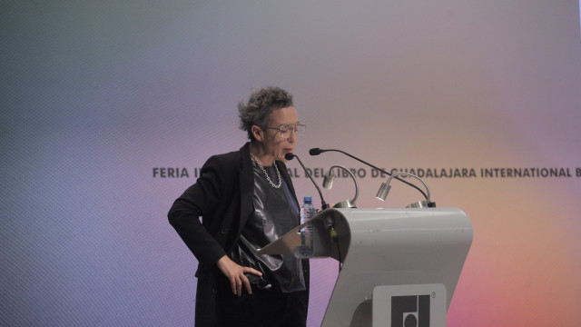 Gabriela Cabezón Cámara alerta para