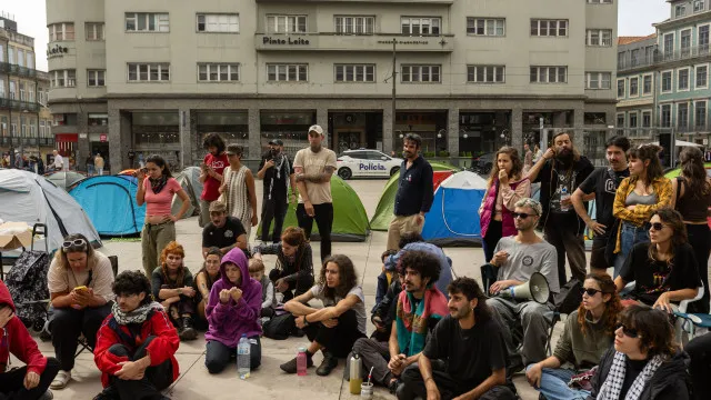 Vereadores do PS no Porto lamentam violência "desproporcional"
