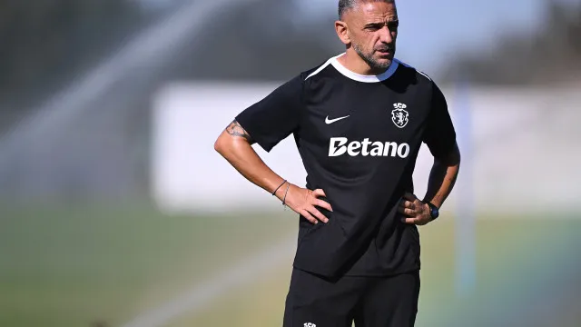 
                    Não é só Zalazar. Mais uma baixa de peso no Sporting na véspera do Lens
                