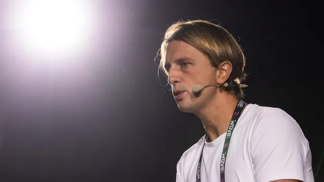 CEO da Revolut quer tornar a empresa tão grande quanto a Google e a Meta