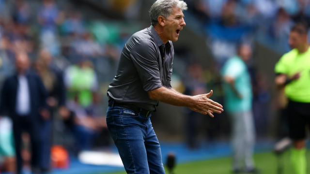 Violência doméstica? Renato Gaúcho defende auxiliar: 