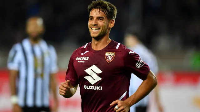 
                    Torino vence Udinese com ex-Sporting Daniel Bragança em destaque
                