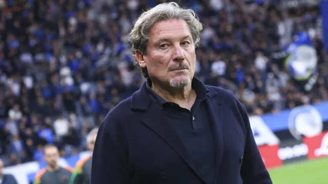 
                    Oficial: Thierry Correia fica sem treinador no Venezia
                