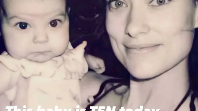 
                    Olivia Wilde mostra raras fotos da filha. Daisy já completou 10 anos
                
