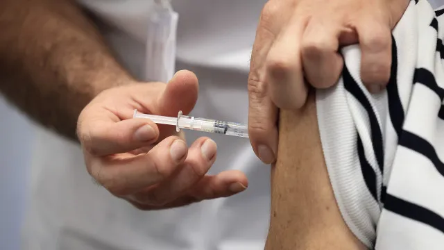 
                    Mais de 500 mil pessoas vacinadas nos primeiros 12 dias
                