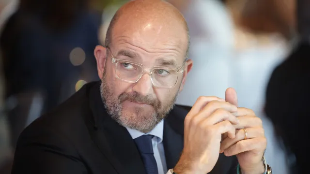 
                    CCP critica proposta de OE2027 como 