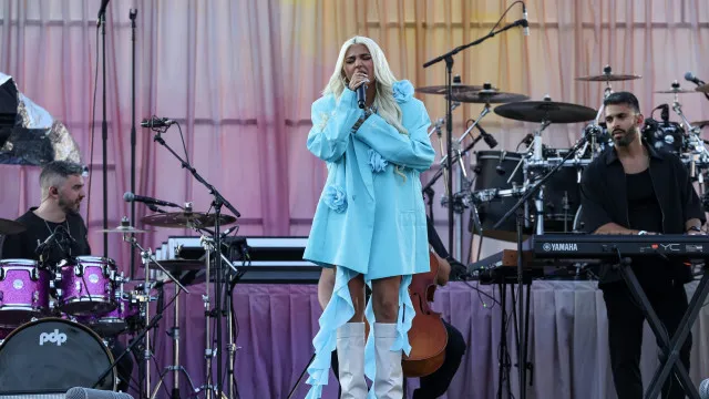 
                    Bárbara Bandeira inicia digressão acústica 