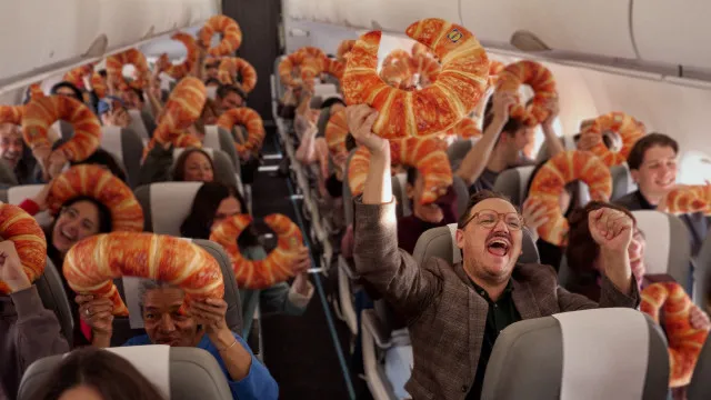 Lidl. Saiba como ganhar a almofada de viagem em forma de croissant