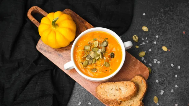 
                    Anote esta receita de sopa de abóbora e couve-flor assada com laranja 
                