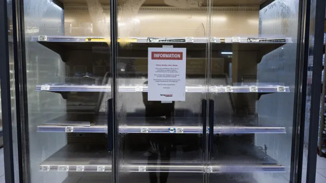 Ciberataque a supermercados na França pode estar em andamento