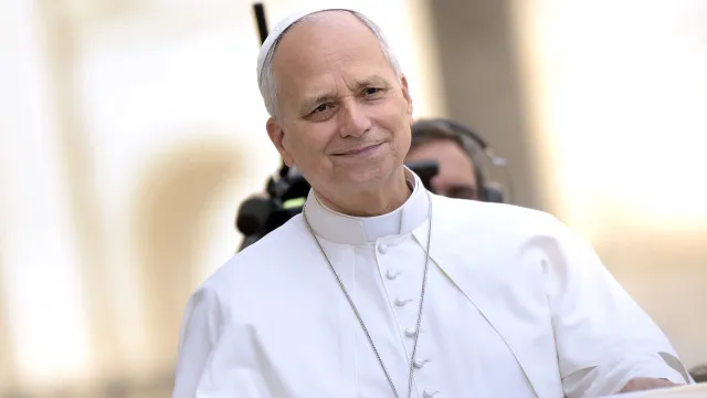 
                    Papa Leão XIV partilha 1.ª mensagem após cirurgia: 