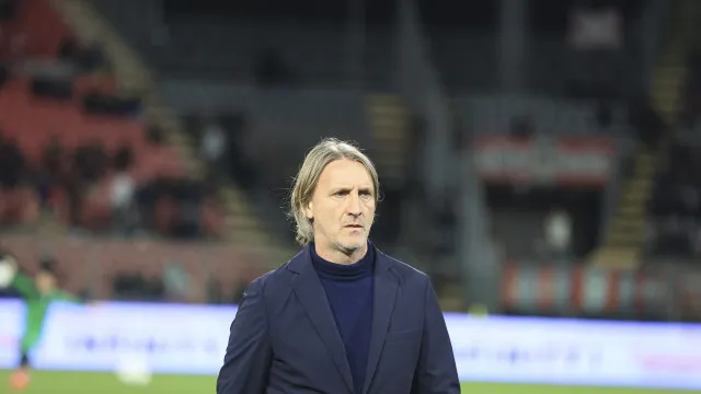 
                    Oficial: Thierry Correia já tem novo treinador no Venezia
                