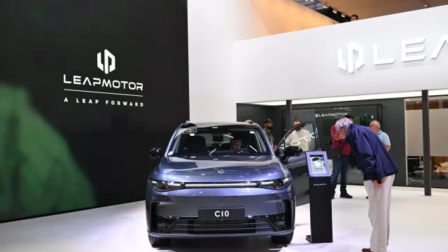
                    Leapmotor mantém-se fiel à eletrificação. E a combustão?
                