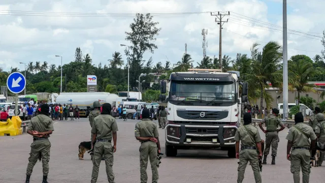 
                    Moçambique pede reforço de cooperação nas fronteiras da África austral
                