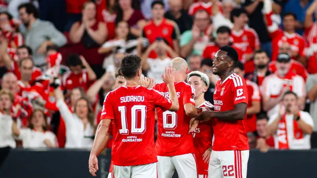 Benfica ‘remodelado’ liga modo demolidor para abater Celtic na Luz
