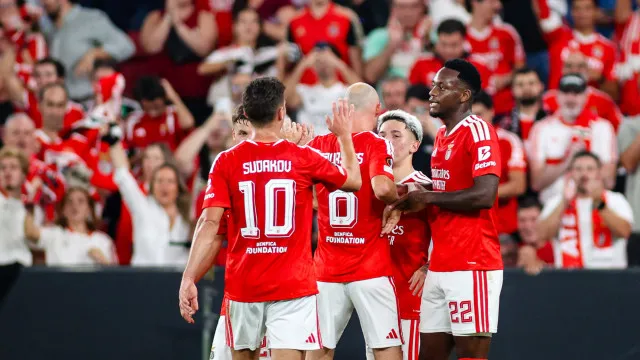 Benfica ‘remodelado’ liga modo demolidor para abater Celtic na Luz