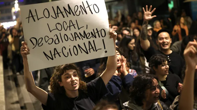 
                    Protestos no Porto: Os feridos, o pedido de demissão... e o que se segue?
                