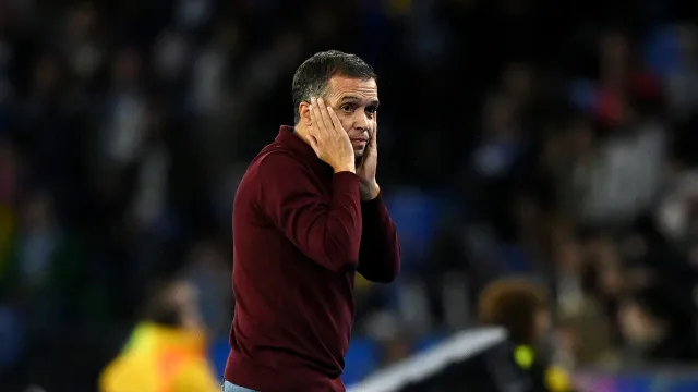 Levante, de Luís Castro, empata na Corunha na abertura da jornada