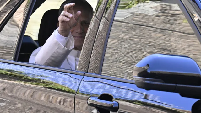 Papa Leão XIV terá alta este sábado após "avaliação clínica"