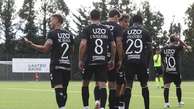 Vitória SC vence Lamelas reduzido a 10 e avança na Taça de Portugal