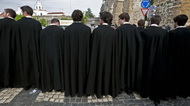 
                    Colocados 52 mil estudantes no Superior, mais 14,8% do que no ano passado
                
