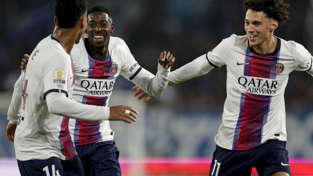 PSG recorre a 'estrelas' para dar a volta ao Strasbourg, de Hugo Oliveira