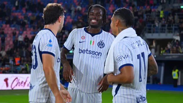
                    Inter isola-se na liderança após vencer com reviravolta em Bolonha
                