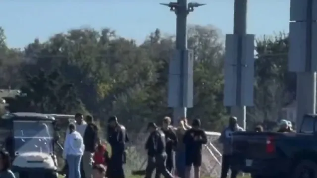 
                    Atropelamento em jogo de futebol nos EUA faz dois mortos e 11 feridos
                