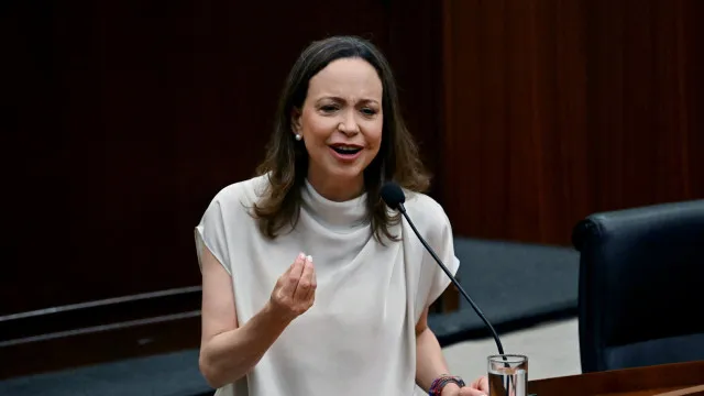 María Corina Machado nega contactos com Delcy Rodríguez