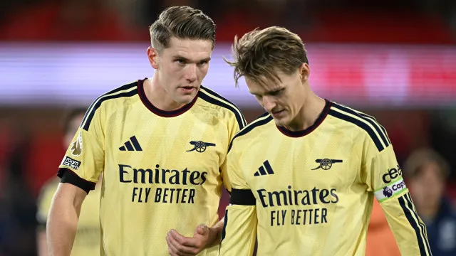 Arsenal vence em Nottingham e continua na perseguição ao líder Man. City