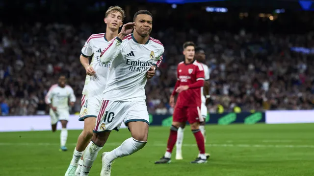 Obras de arte fazem Mourinho sorrir e Real Madrid goleia Sevilla