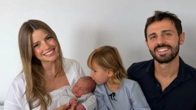
                    Bernardo Silva e Inês Degener Tomaz já foram pais pela 2.ª vez: As fotos
                