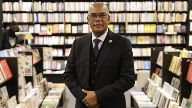 Constituição angolana "não é democrática" e gera instabilidade, diz UNITA