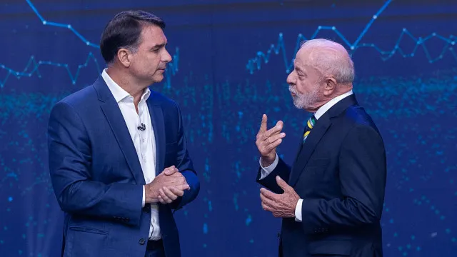 "Tem Bolsonaro dentro do Lula"? Os memes do debate que parou o Brasil